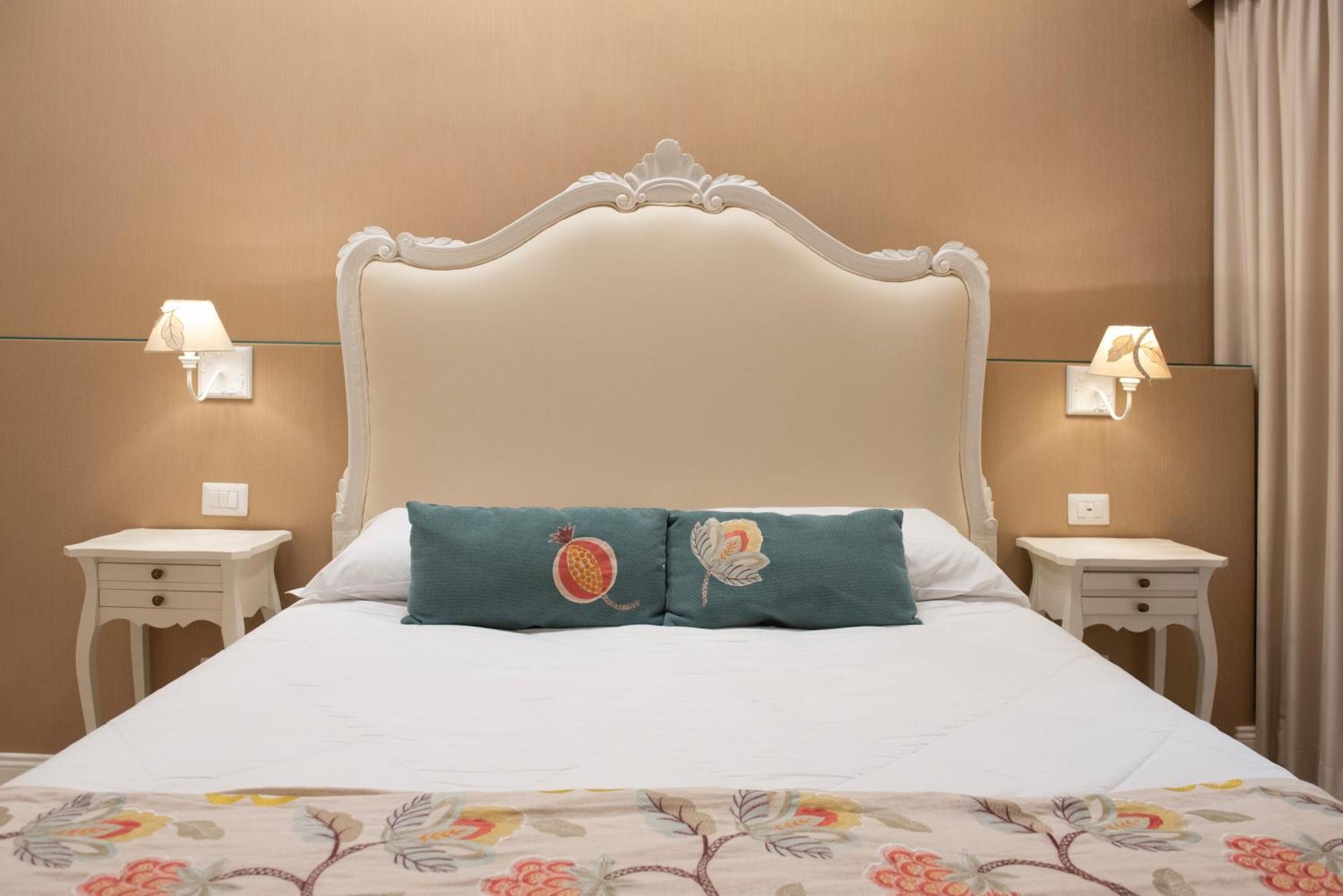 Certosa Suite Неаполь Экстерьер фото